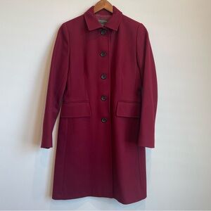Banana Republic coat in Berry. Size: Small